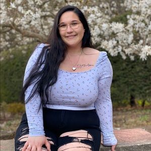 Meet your Posher, Kayla